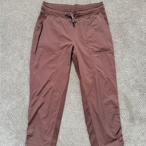 Lululemon Dance Studio Mid-Rise Cropped Pant